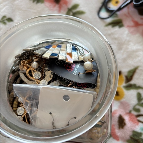Large Jewelry grab bag jar - Picture 2 of 5